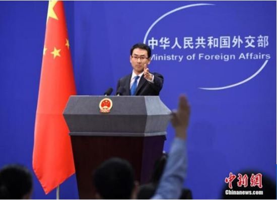 9月26日，中国外交部新任新闻发言人耿爽亮相并主持当天的例行发布会。中新社记者