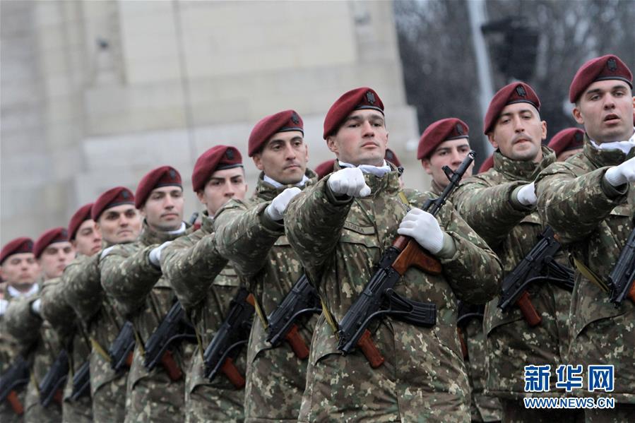 （国际）（2）罗马尼亚举行国庆阅兵式